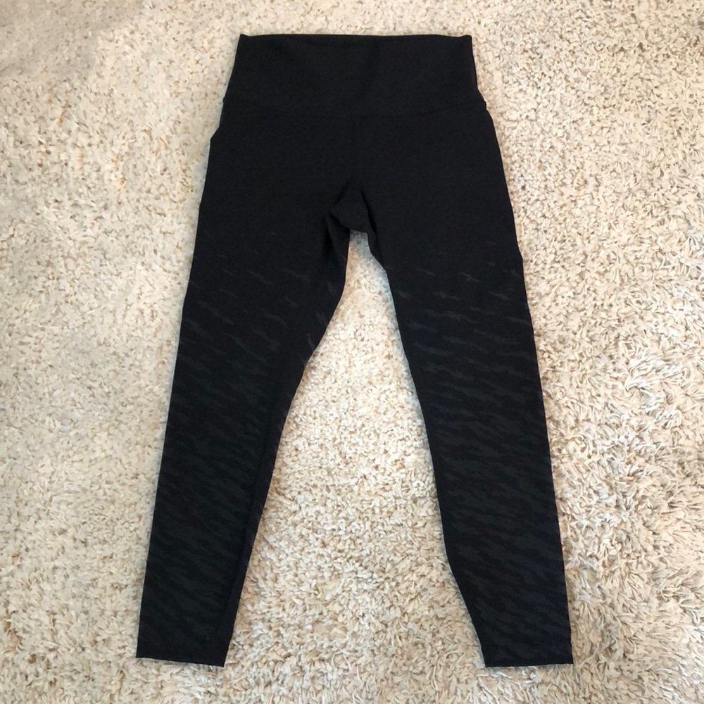 Lululemon Women's Athletic Black High-Waisted Leggings, Size 8